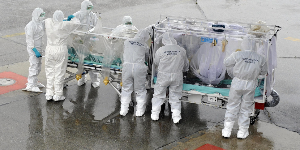 E Catanese Il Medico Di Emergency Contagiato Dal Virus Dell Ebola