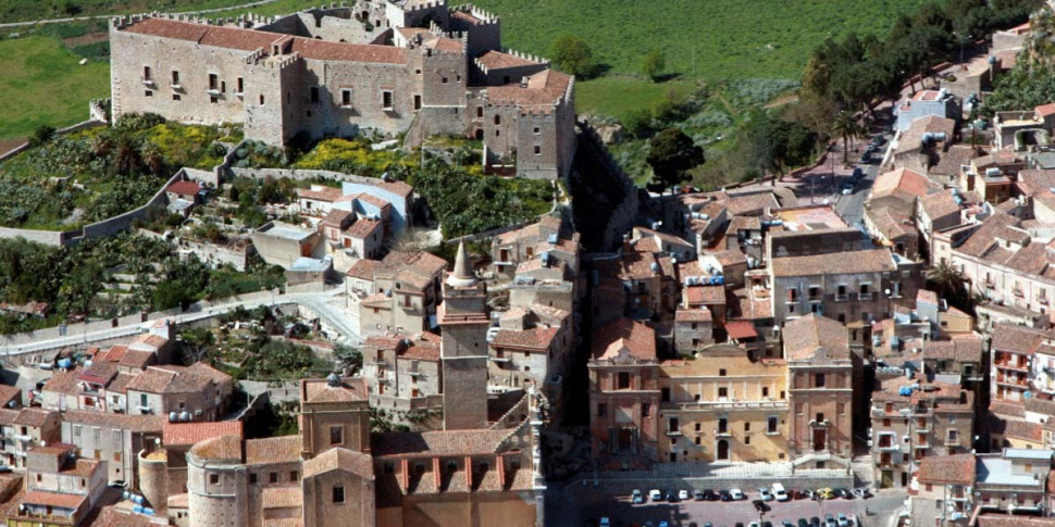 Caccamo Indagati 42 Dipendenti Comunali Per Assenteismo Giornale Di