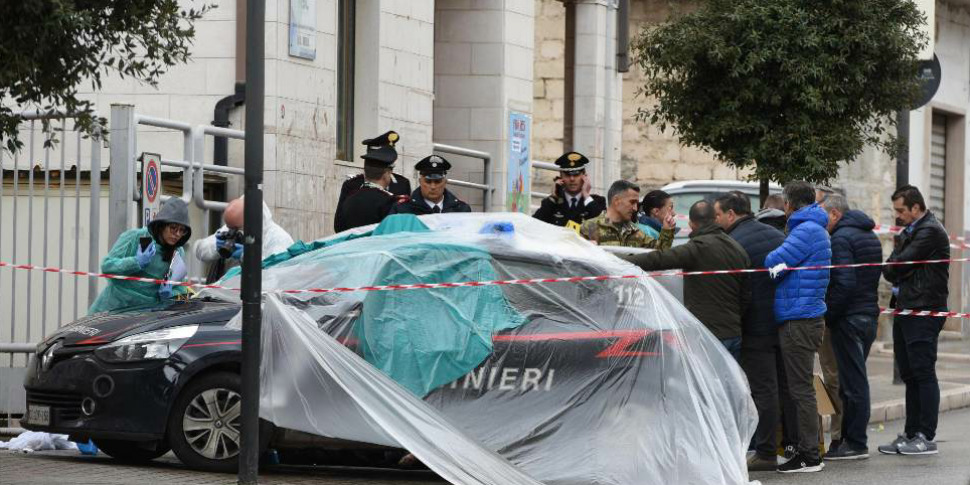 Carabiniere Ucciso Nel Foggiano In Una Sparatoria Ferito Un Collega