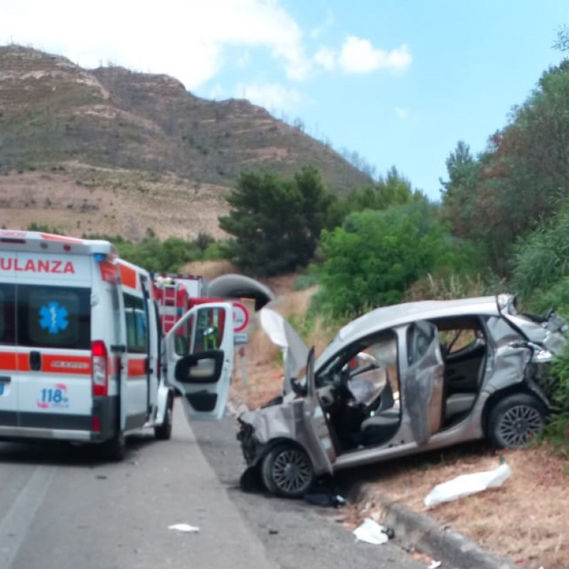 Sangue Sulle Strade Due Morti E Tre Feriti In Sicilia Incidenti Sulla