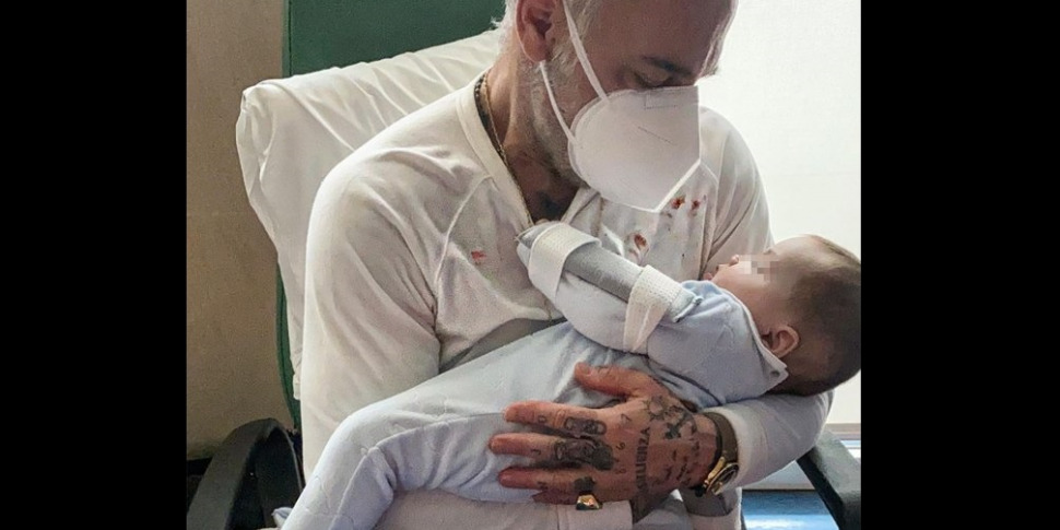 Gianluca Vacchi La Figlia Blu Jerusalema Operata A Soli 6 Mesi Le Sue