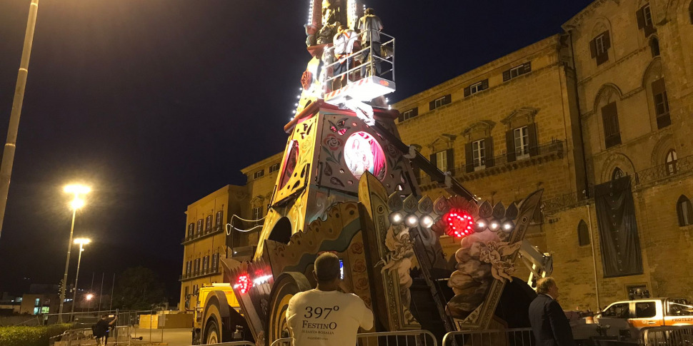 Festino Di Palermo Il Carro Di Santa Rosalia Trasferito Ai Quattro