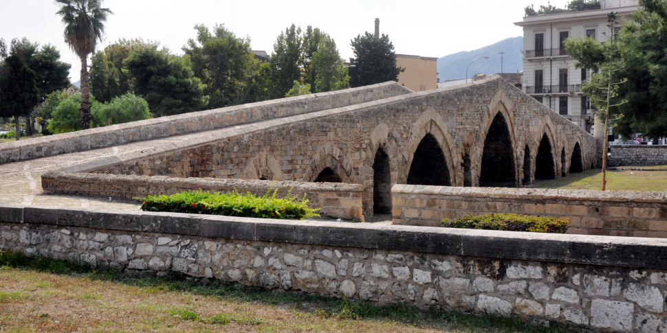 I Garibaldini Contro Le Truppe Borboniche La Storia Del Ponte