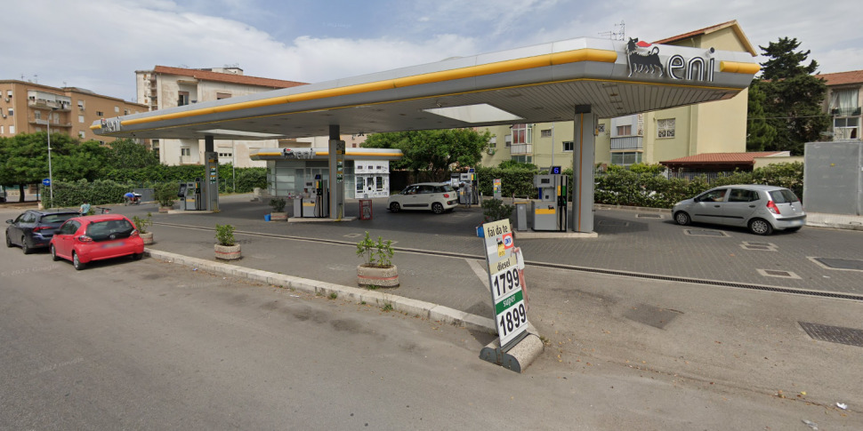 Palermo Rapina A Un Distributore Di Carburanti Colpo Da Mila Euro