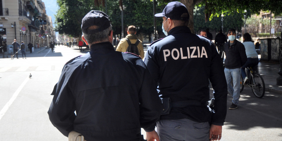 Furti In Casa A Palermo Scoperto Ladro Seriale Di Anni Era Gi In