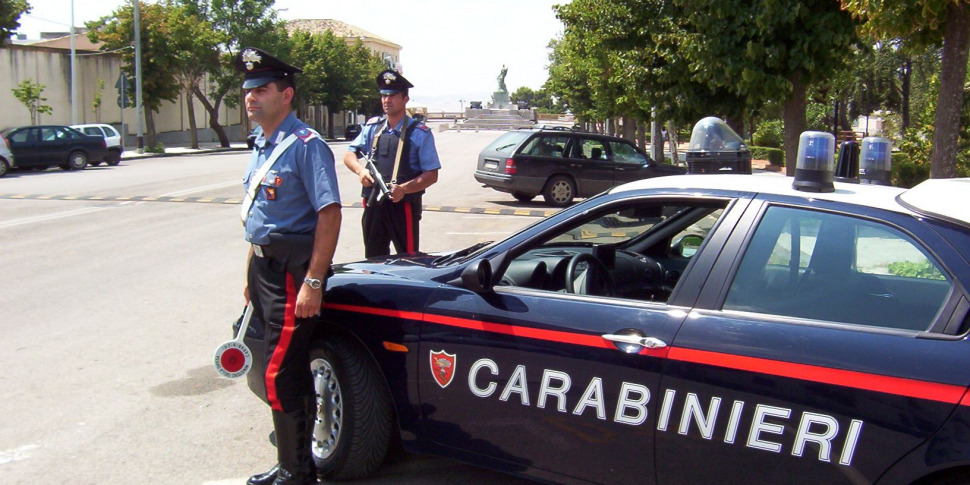 A Canicattì rapina in gioielleria in due fuggono con 60 mila euro