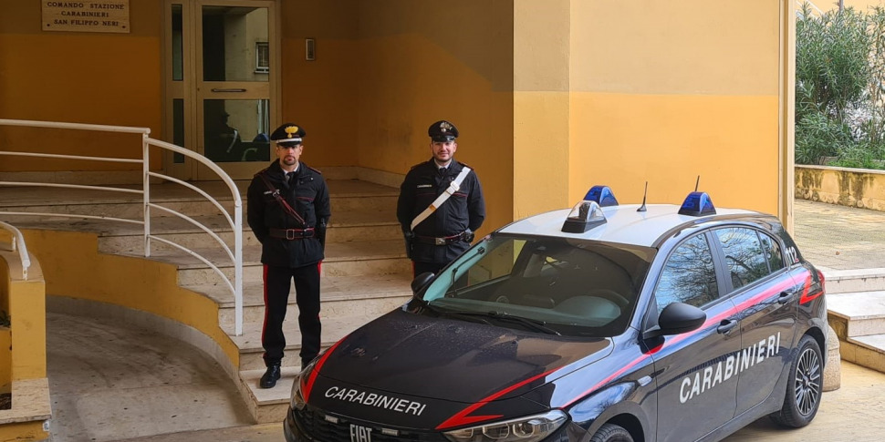 Palermo Spaccio Di Droga A Conduzione Familiare In Tre Arrestati Allo