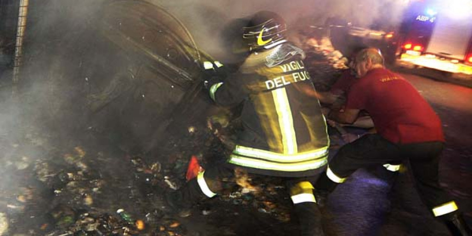 Ancora Una Notte Di Incendi Di Rifiuti A Palermo Giornale Di Sicilia