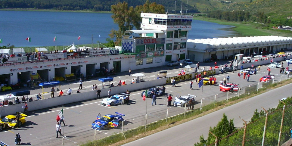 La Regione riaccende i motori dell’autodromo di Pergusa - Giornale di ...