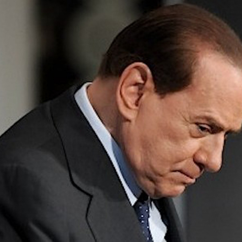 15 aprile: Berlusconi assegnato ai servizi sociali al centro anziani di Cesano Boscone