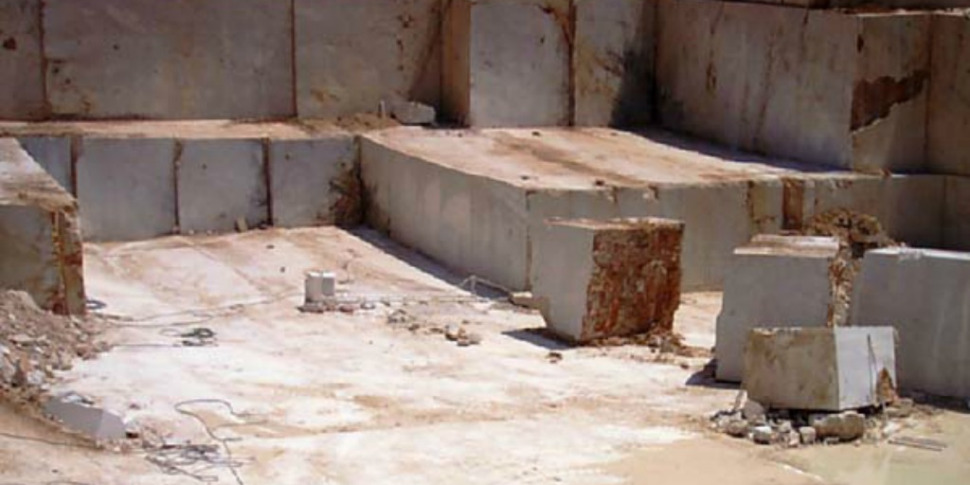 https://assets.gds.it/2015/04/cava-marmo-970x485.jpg