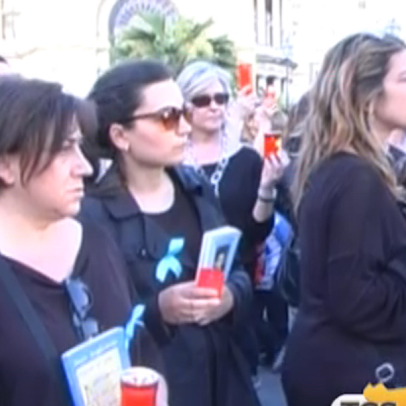 Le proteste di studenti e insegnanti precari durante la visita di Renzi a Palermo