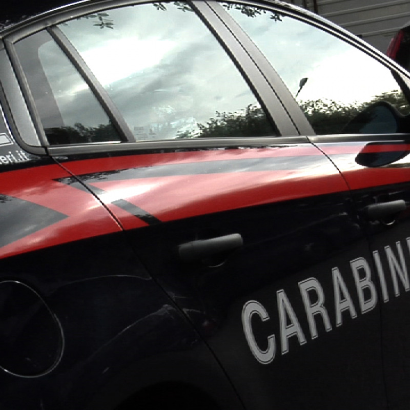 Carabinieri auto notte