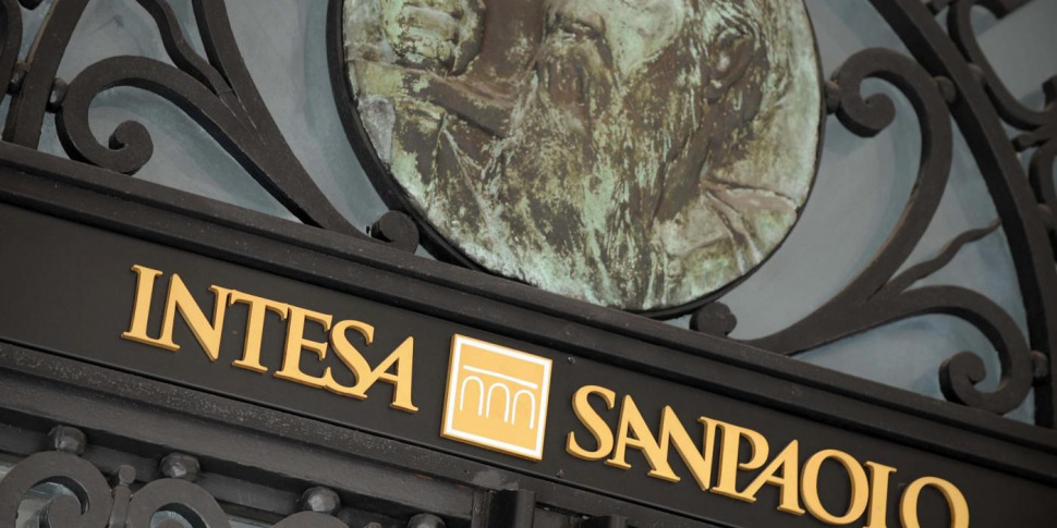 Intesa Sanpaolo Assumerà 4.600 Tecnici E Laureati Entro Tre Anni ...