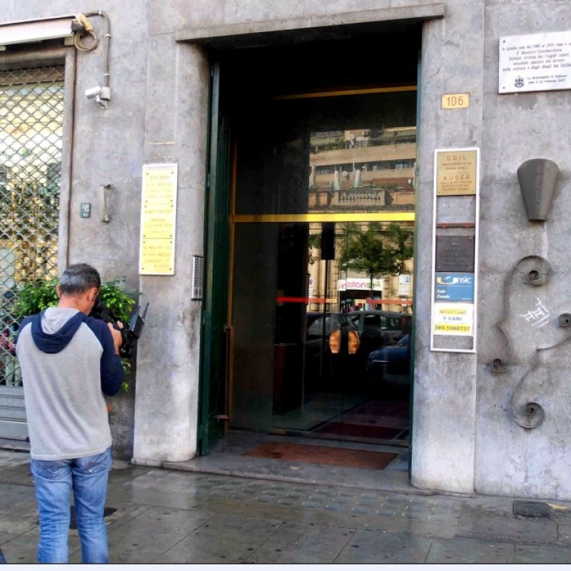 Il luogo in cui avvenne la rapina, in via Cavour a Palermo