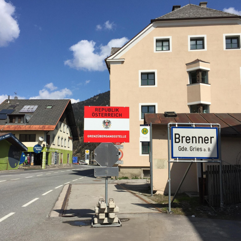 Frontiera del Brennero, confine fra Austria e Italia - Ansa