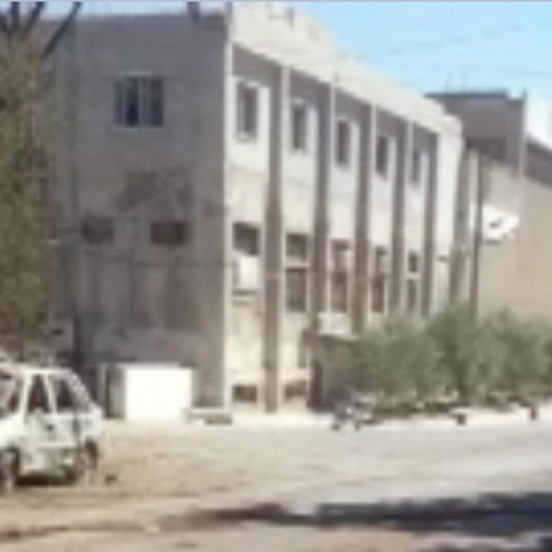 L'ospedale ostetrico colpito da un raid aereo in Siria (Foto Ansa)