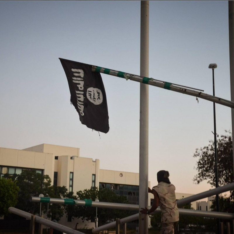 Ammainate le ultime bandiere nere dell'Isis nei palazzi di Sirte conquistati dalle milizie.