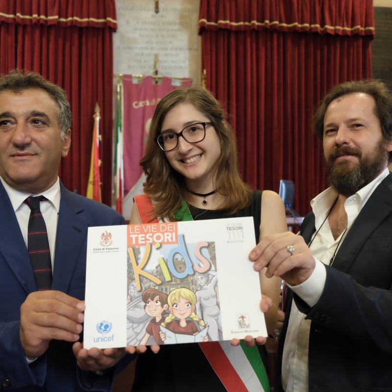 Il presidente del Consiglio Comunale Salvatore Orlando, la baby sindaco Elisa Buscemi e l'assessore Andrea Cusumano