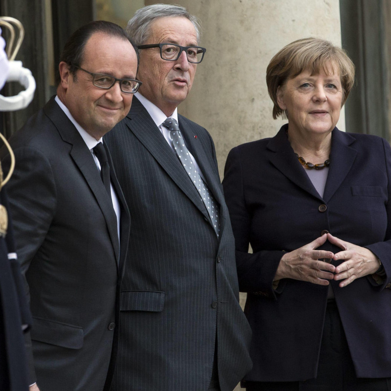 Francois Hollande, Jean Claude Juncker e Angela Merkel - Fonte Ansa