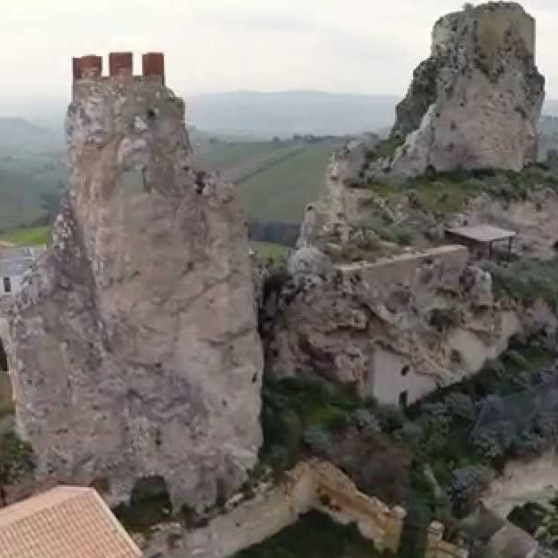 Il Castello di Pietrarossa di Caltanissetta