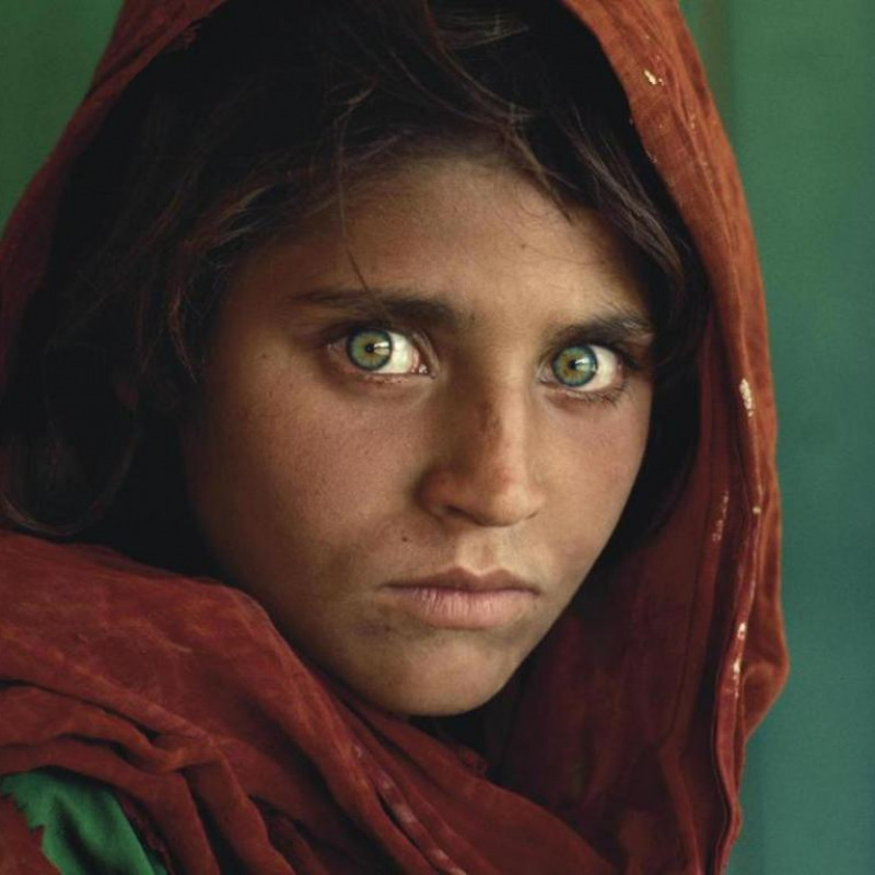 Ragazza Afghana', fotografia di Steve McCurry e immagine simbolo del National Geografic - Fonte Ansa