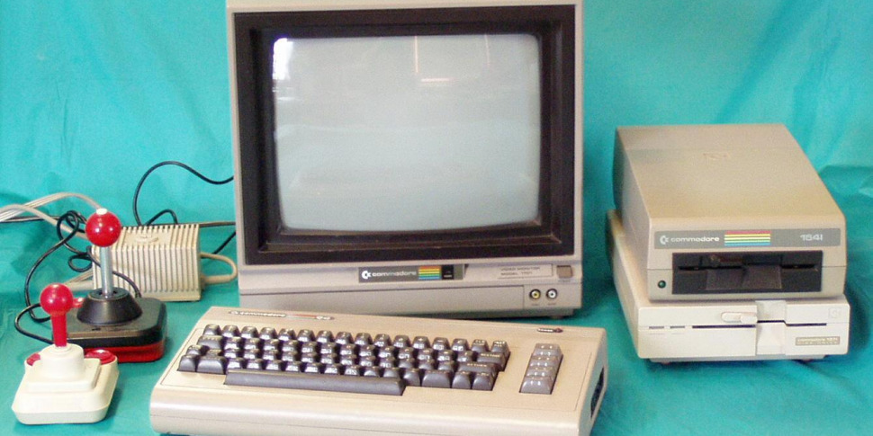 https://assets.gds.it/2016/12/COMMODORE-64-970x485.jpg