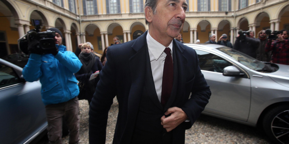 https://assets.gds.it/2016/12/giuseppe-sala-milano-970x485.jpg