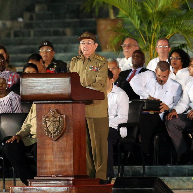 Raul Castro durante i funerali di Fidel - Fonte Ansa