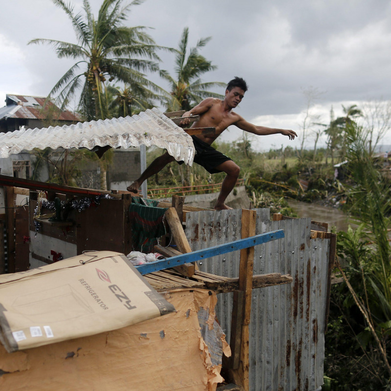 Tifone Nina nelle Filippine - Ansa