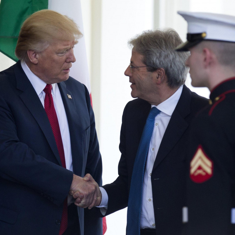 Il premier Paolo Gentiloni alla Casa Bianca con il presidente Usa, Donald Trump - Ansa