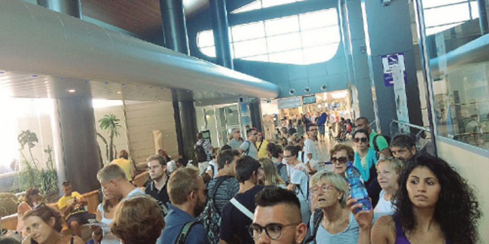 Aeroporto Di Comiso Dalla Regione Arrivano Milioni Ma Scoppia La