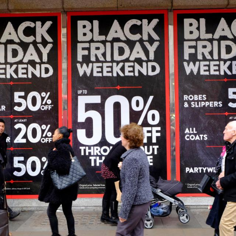 annuncia la settimana del Black Friday: offerte dal 19 al 29  novembre con risparmi fino al 50%