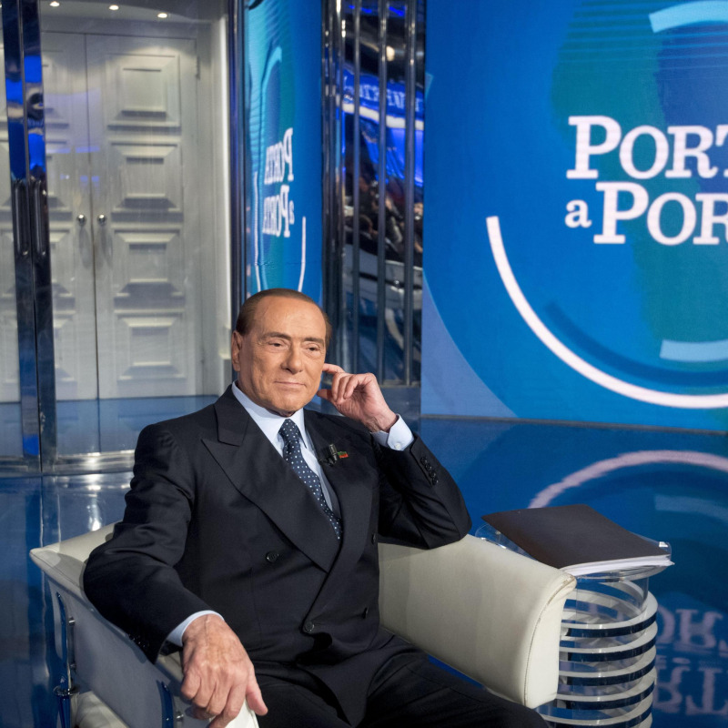 Silvio Berlusconi ospite "A Porta a Porta"