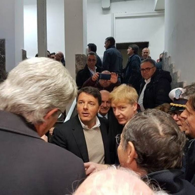Renzi ad Agrigento con il sindaco Firetto (foto da agrigentonotizie.it)