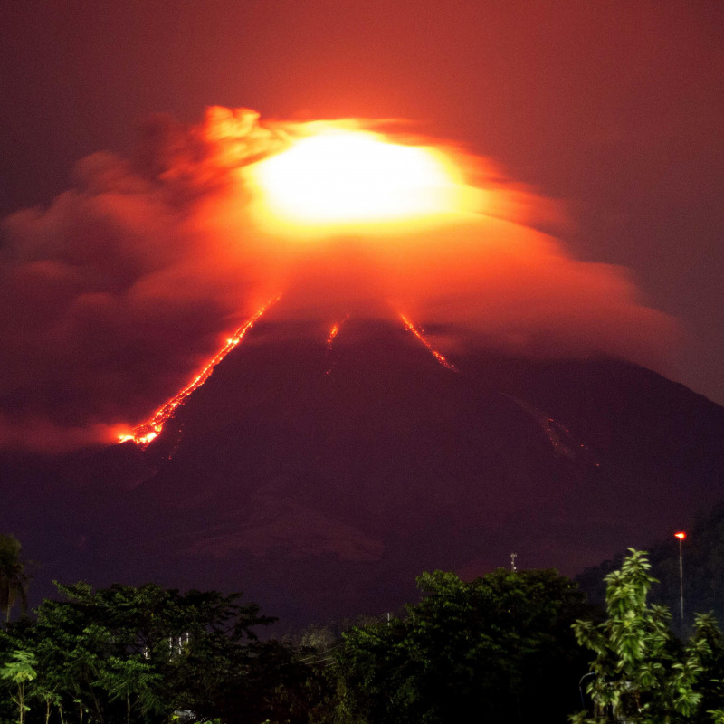 L'eruzione del vulcano Mayon, Filippine