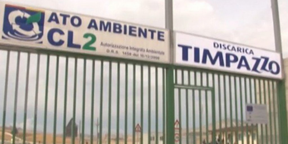 https://assets.gds.it/2018/05/Discarica-Timpazzo-Gela-970x485.jpg