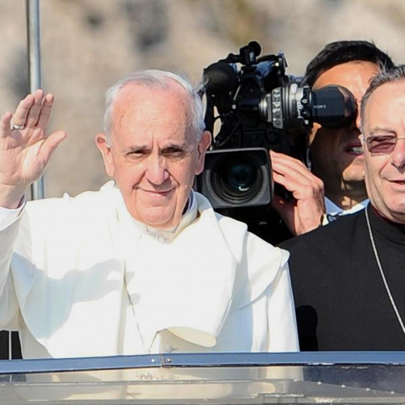 Papa Francesco durante la sua visita a Lampedusa