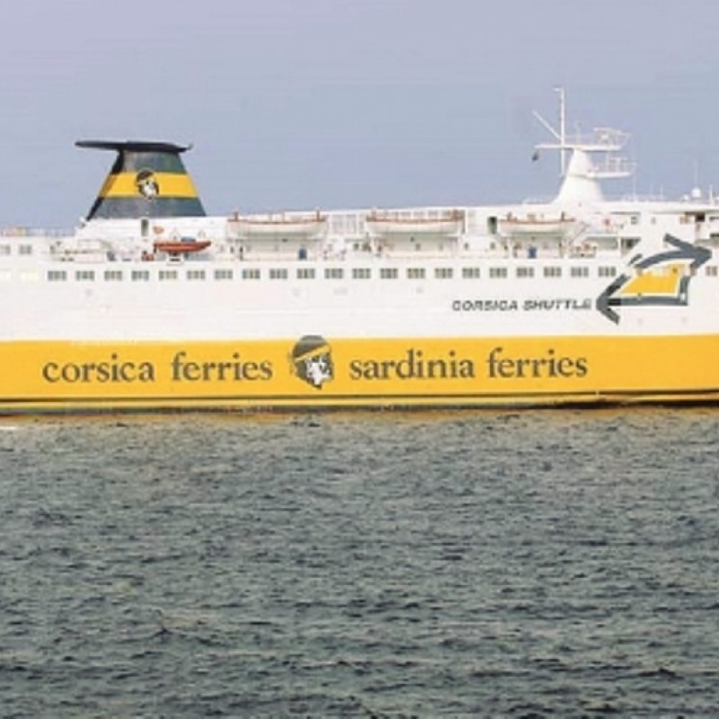 Traghetto Corsica Marina II a Pantelleria