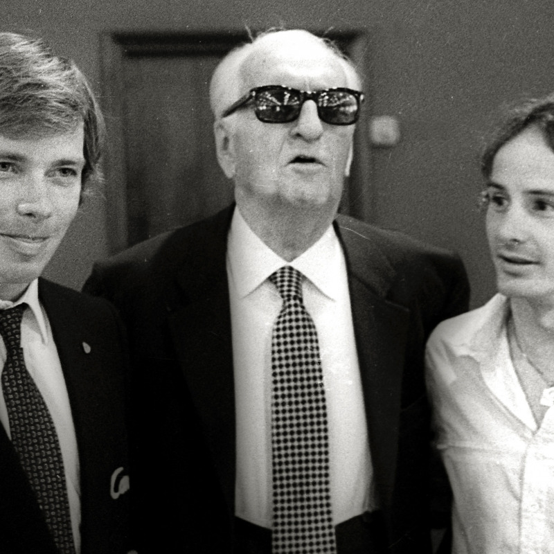 Enzo Ferrari insieme ai piloti Gilles Villeneuve e Didier Pironi