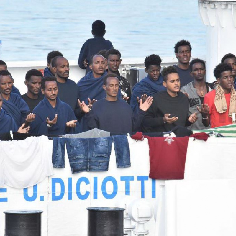Migranti sulla nave Diciotti