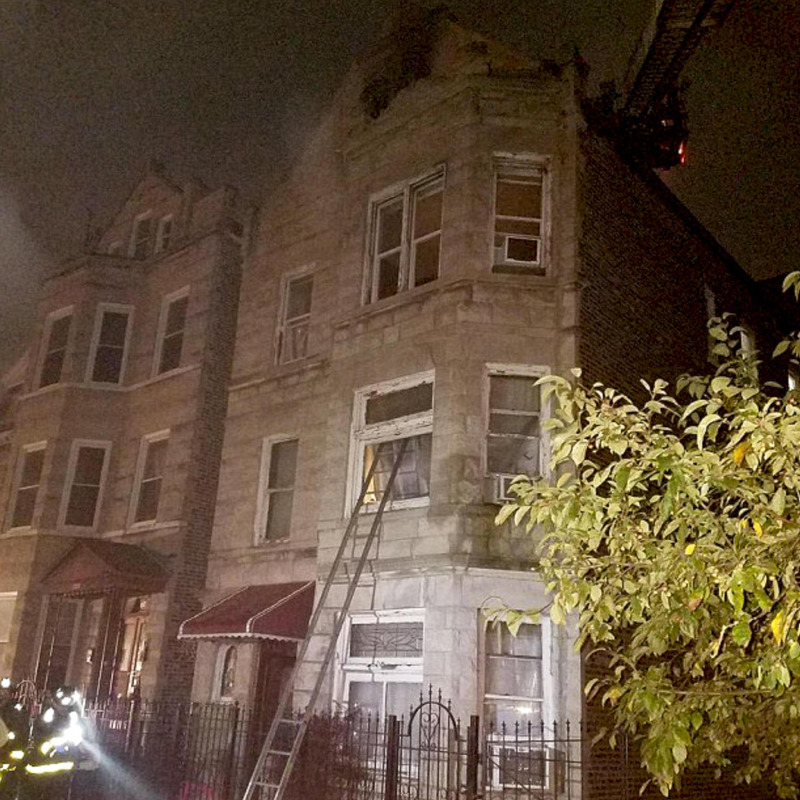 L'appartamento andato in fiamme a Chicago, Usa