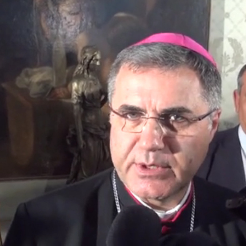 L'arcivescovo di Palermo, Corrado Lorefice, durante la conferenza per la visita del Papa a Palermo