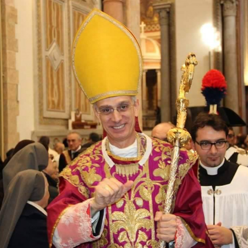 Il vescovo di Acireale, Antonino Raspanti