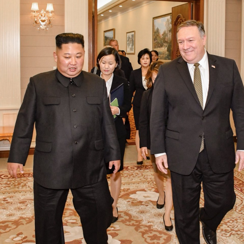 Kim Jong-un e Mike Pompeo