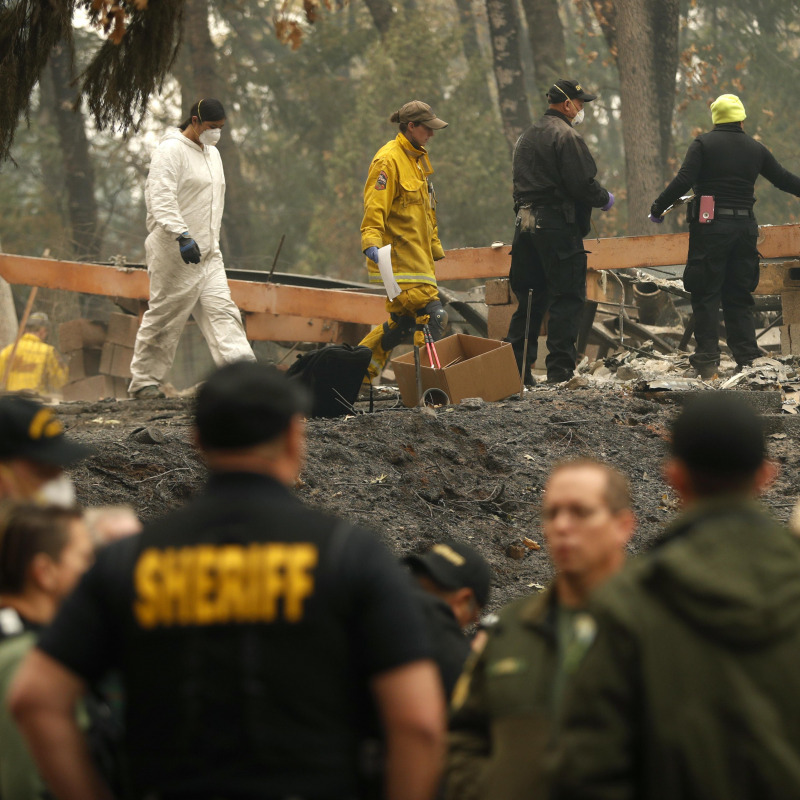 La conta dei danni degli incendi che stanno devastando la California