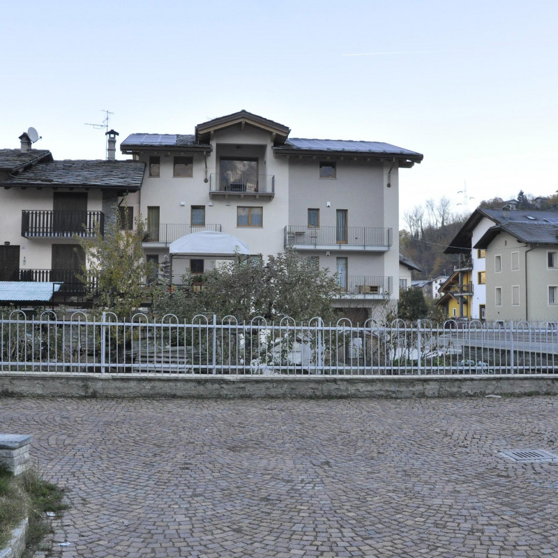 L'esterno dell'abitazione in cui è avvenuto il delitto, Aymavilles (Aosta)