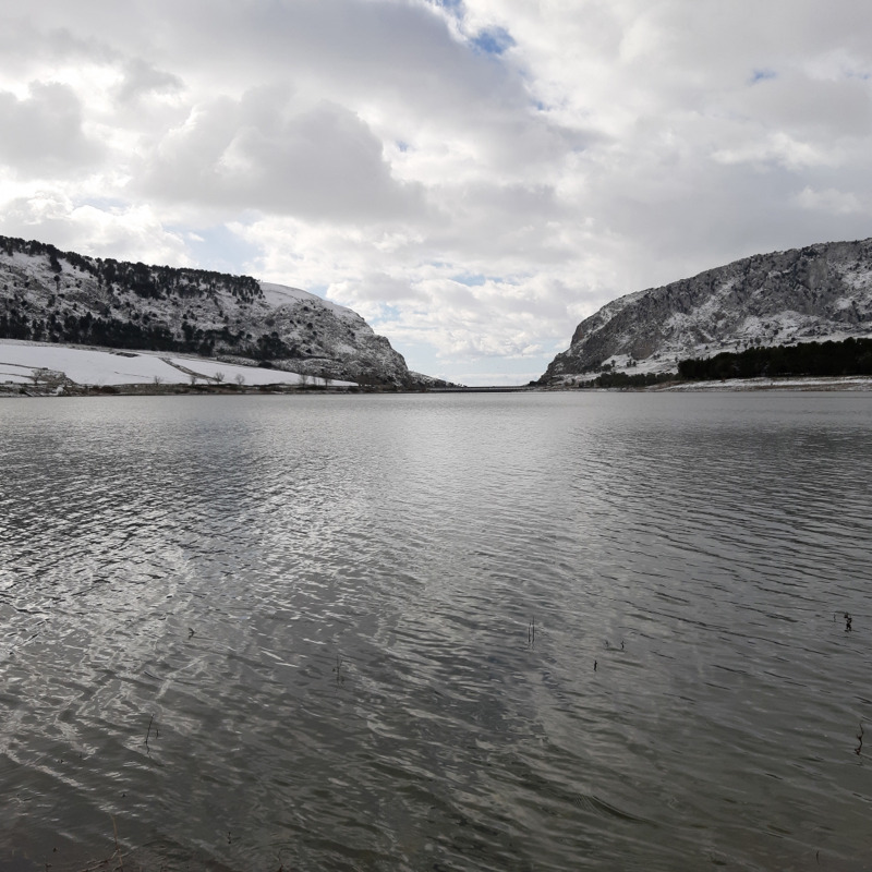 Il lago di Piana degli Albanesi (foto di Giorgio Cuccia)