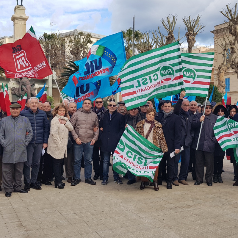 Protesta pensionati a Trapani