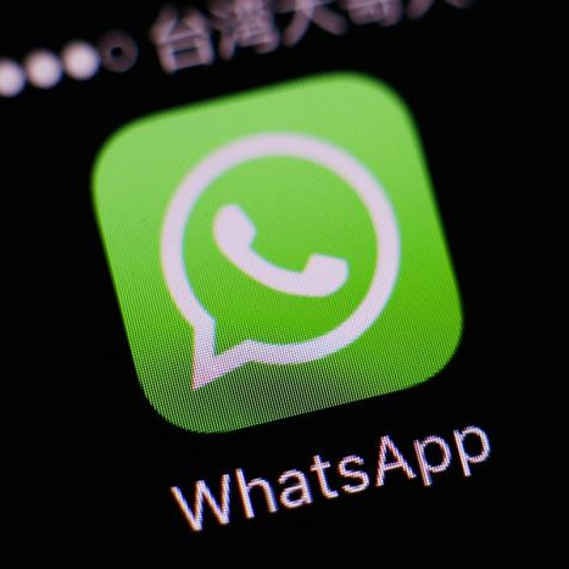 Messaggi su whatsapp per avvisare posti blocco, 62 denunciati
